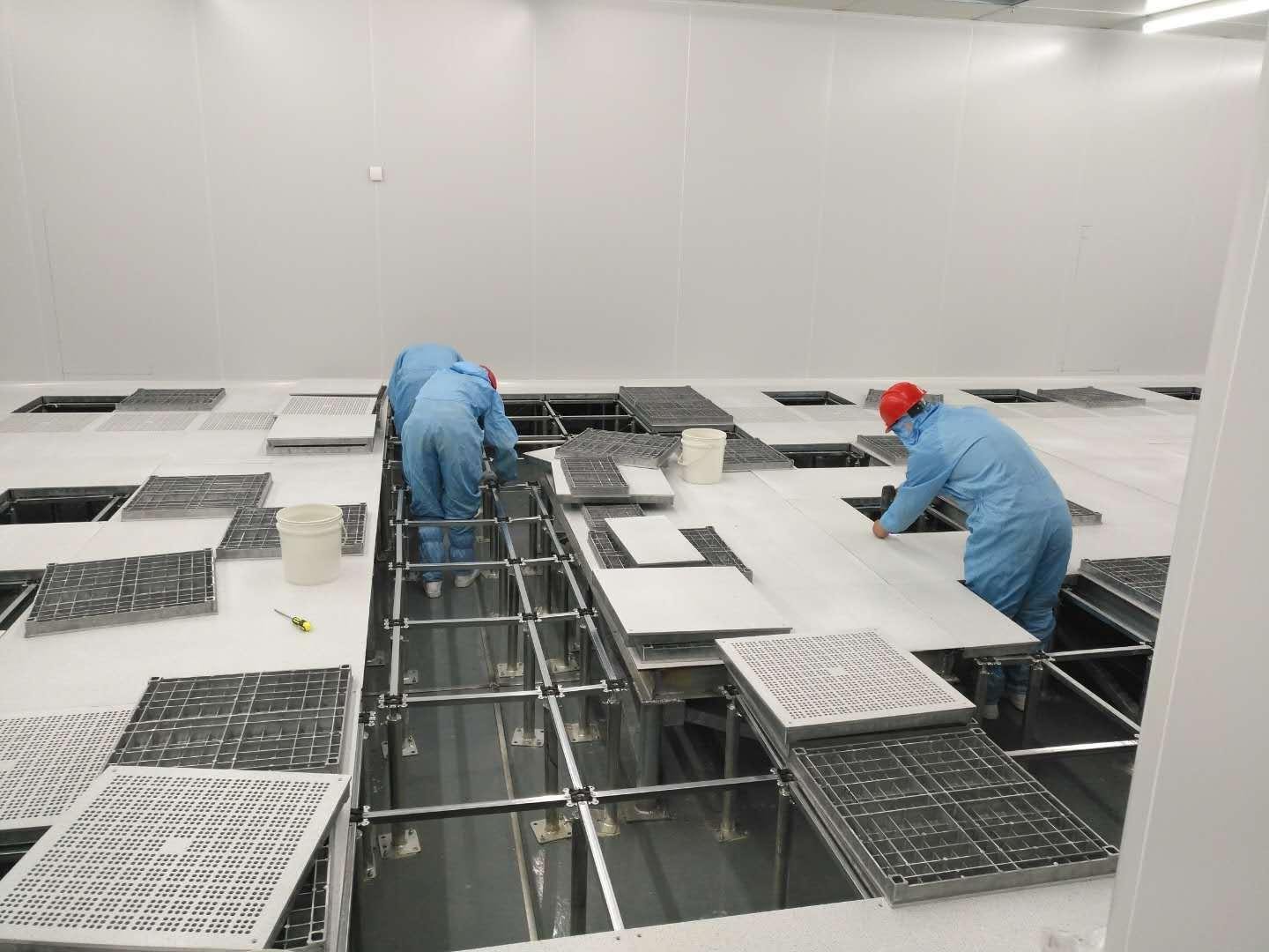 Clean room raised floor system